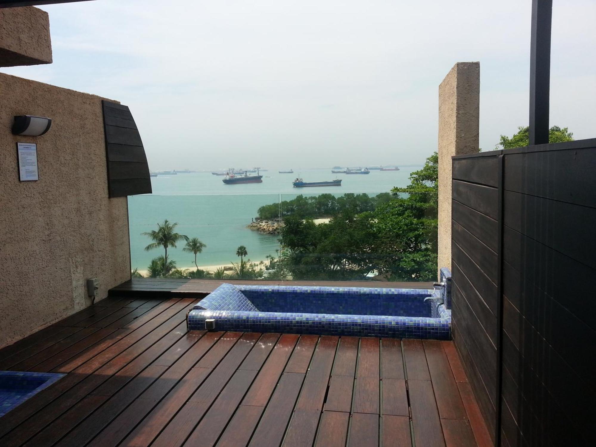 Siloso Beach Resort - Sentosa Singapore Bagian luar foto